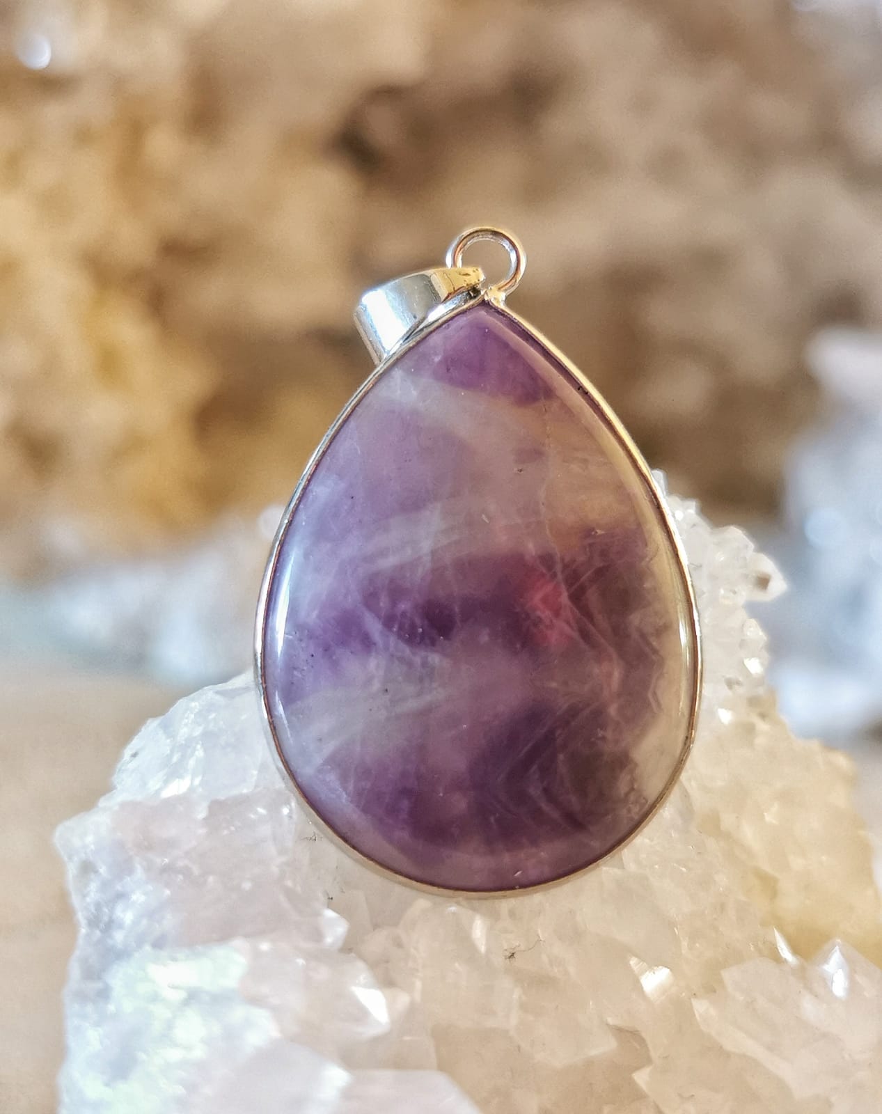 Pendentif améthyste rubanée (chevron)