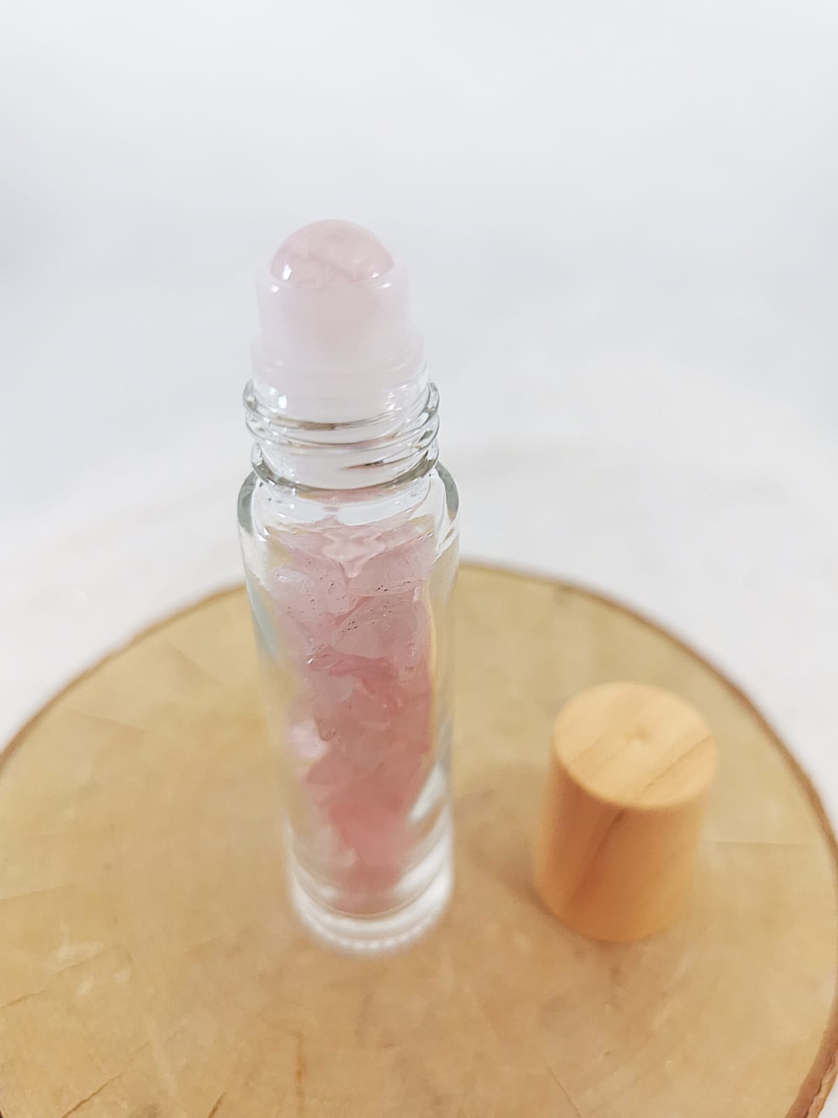 Roll-on quartz rose